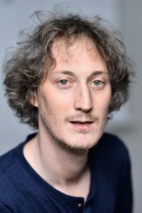 Эмили в Париже Bruno Gouery