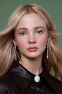 Ведьмак Фрейя Аллан