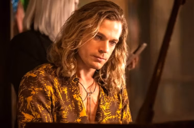 Шоураннер Интервью с вампиром рассказал, будут ли снова переименовывать сериал Интервью с вампиром