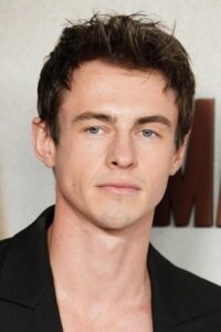 Ведьмак Бен Рэдклифф